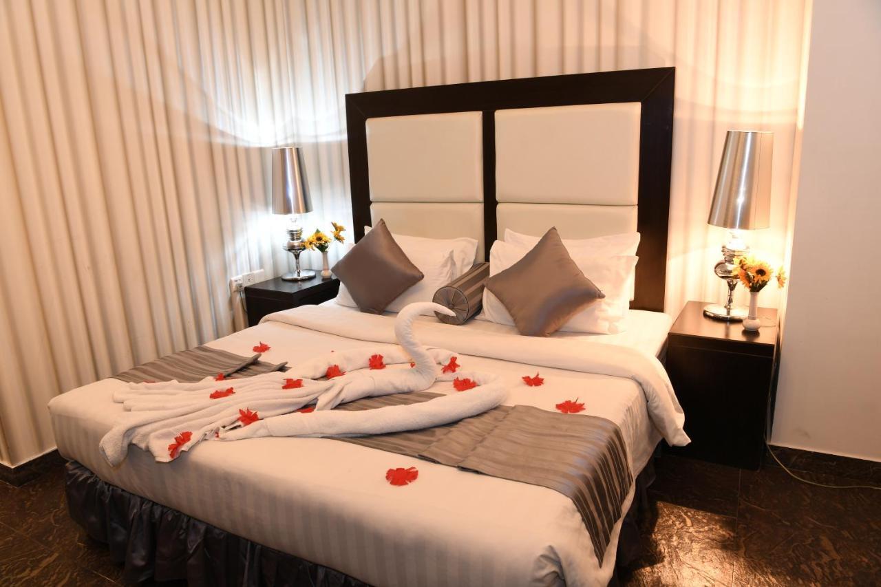 Loumage Hotel & Suites Manama Luaran gambar